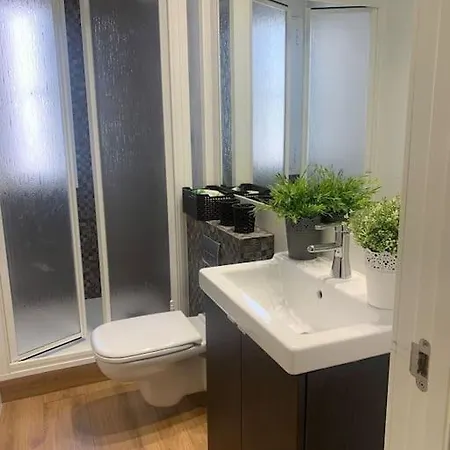 Ribeira En Playa Victoria Grupo Ac Gestion * كاديز